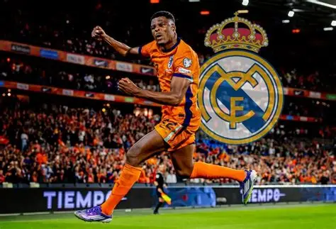 Real Madrid Confirm Denzel Dumfries Transfer From Inter Milan